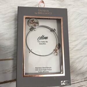 Mothers Day Mom Bracelet Bangle Jewelry Present‎ Gift nwt 9